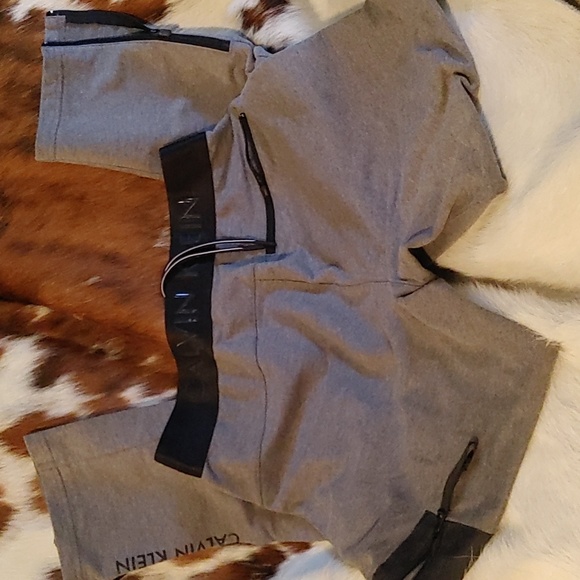 3/$30 Calvin Klein Pants sz sm - Picture 3 of 4
